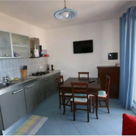 Villetta Con Portico E Giardino Privato, Affacciata Sulla Valle E Con Vista Mare Parziale شقة