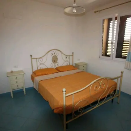 Villetta Con Portico E Giardino Privato, Affacciata Sulla Valle E Con Vista Mare Parziale * باديسي
